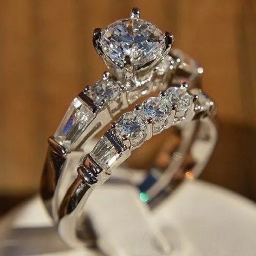 White Sapphire ring